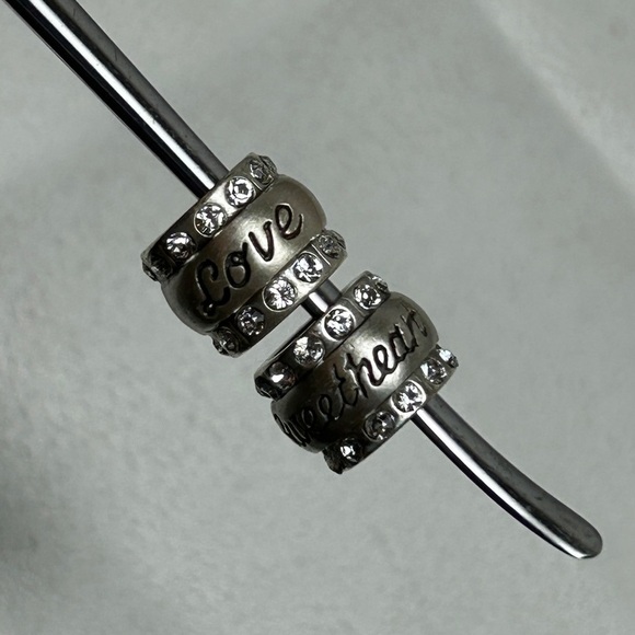 Brighton Love & Sweetheart Beads Brushed Silver Plated Swarovski Crystals 7/16" - Picture 10 of 14